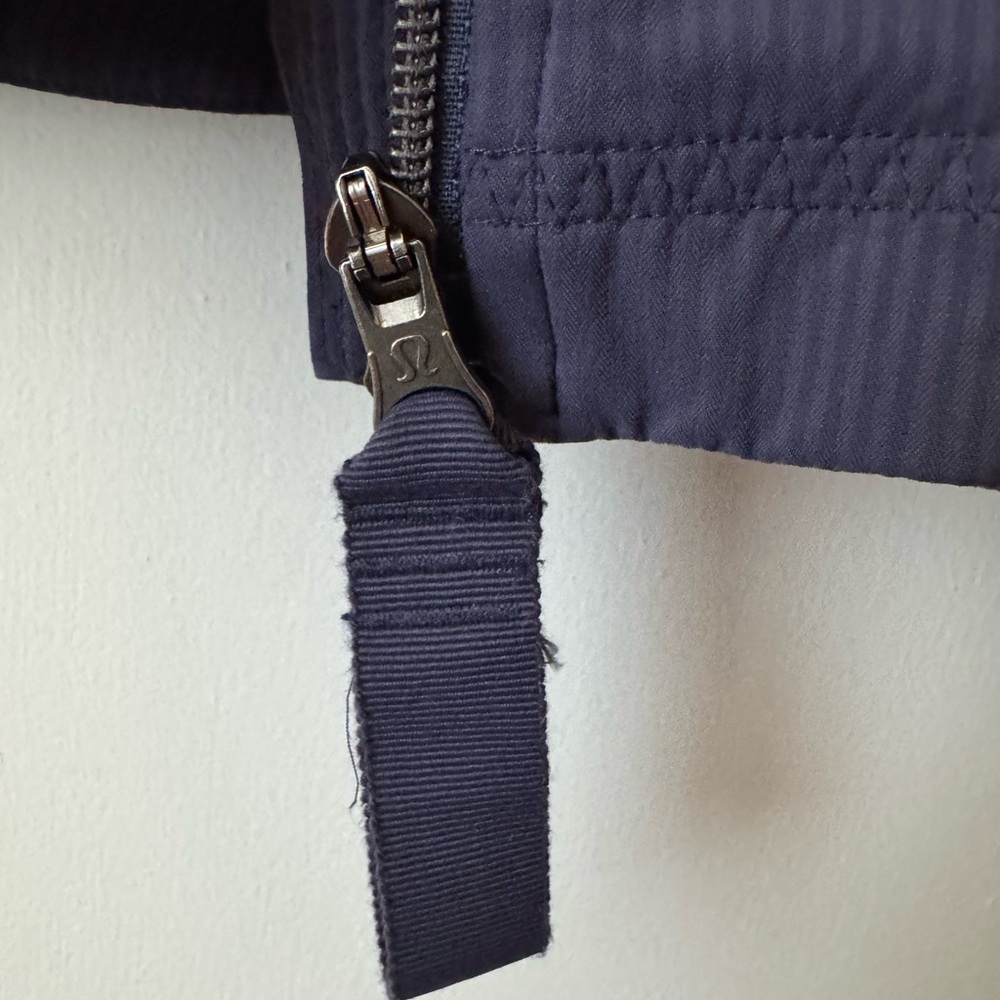 Lululemon Jacket - Picture 3 of 5